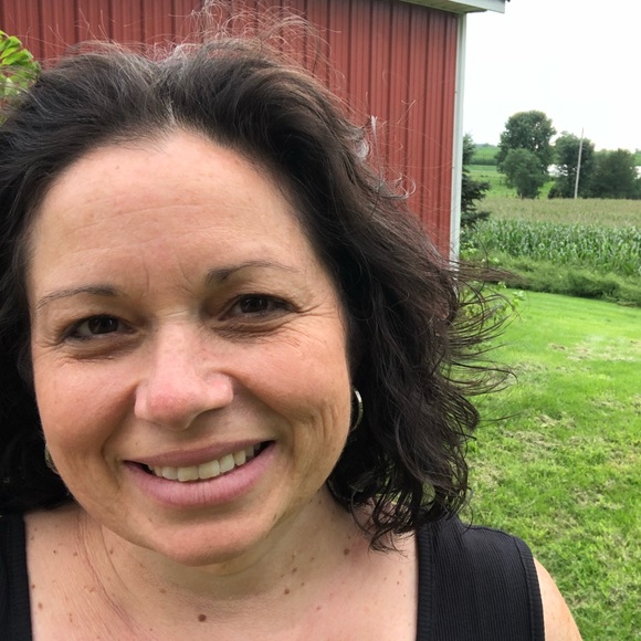 Welcome to my closet!! 💐 I’m so glad you’re here!! 🥰💕👏Please keep reading😘 - Picture 11 of 15